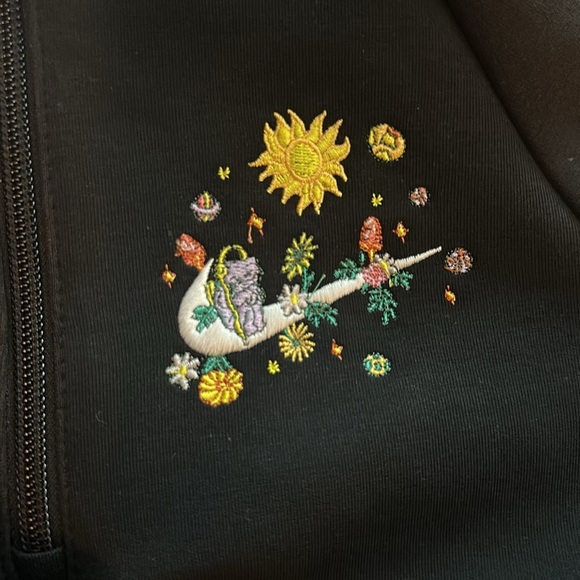 Nike Women’s Black Sportswear Essential Logo Long Sleeve Dress - Medium - Picture 3 of 4